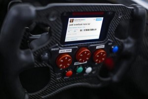 F1_Twitter_steering_wheel